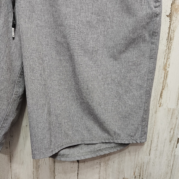 O'Neill Hybrid Men's Board Shorts Gray Pockets Size 34 Swim Summer - Picture 5 of 11